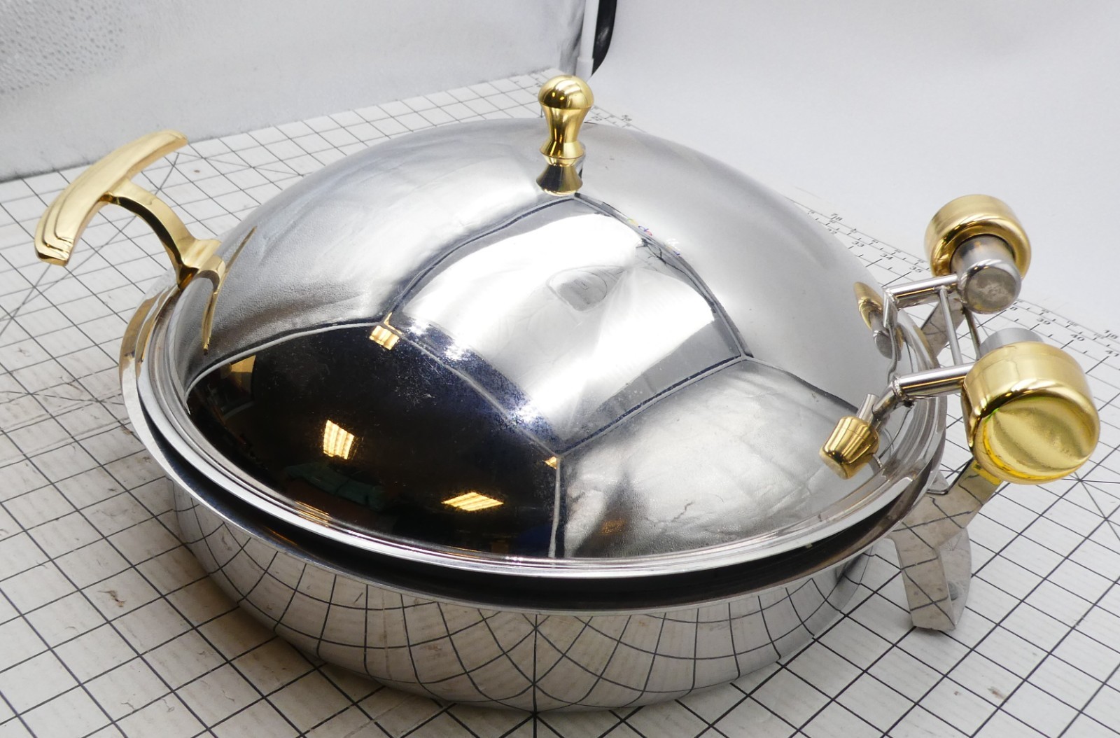 6 Qt Solid Top Induction Chafer with Gold Accents – No Pan Insert