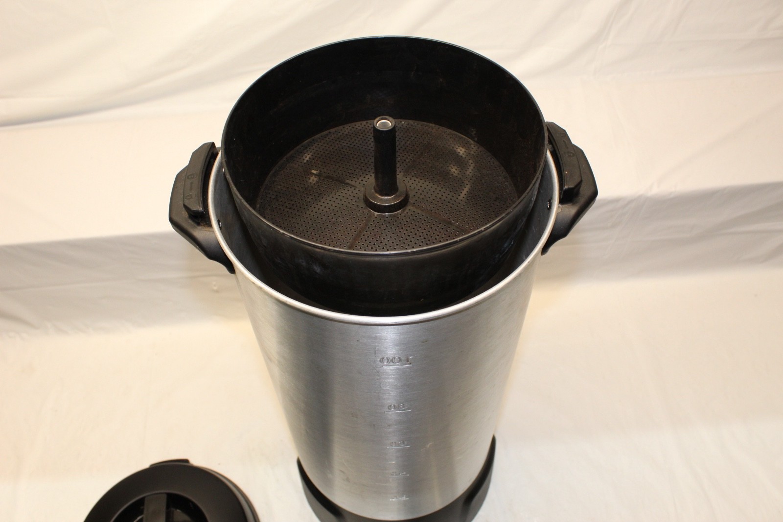Proctor Silex Commercial 45100R Brushed Aluminum Coffee Urn, 100 Cup Capacity Q1