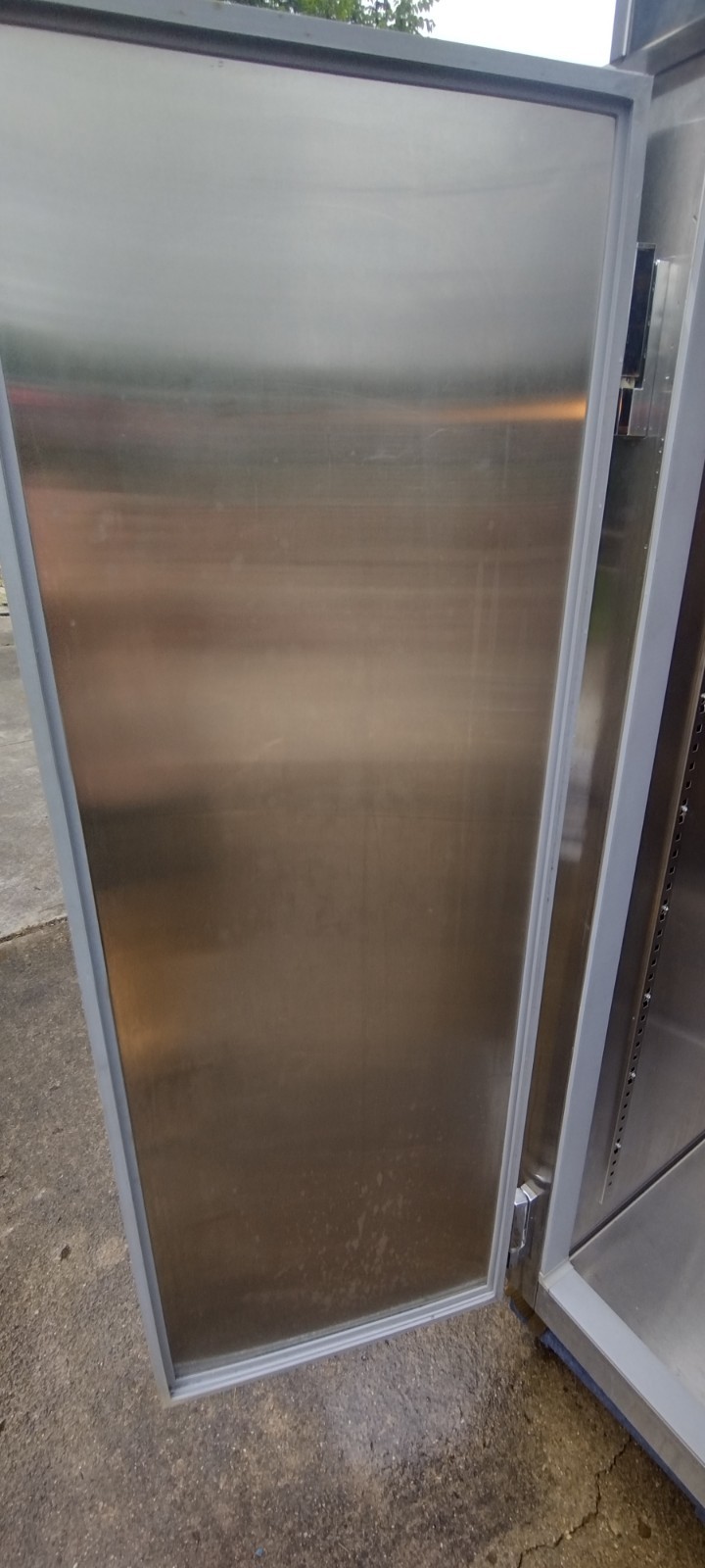 Continental DL3R-SS 3 Door Commercial Refrigerator SS 72 Cu Ft Runs Cool W Rack