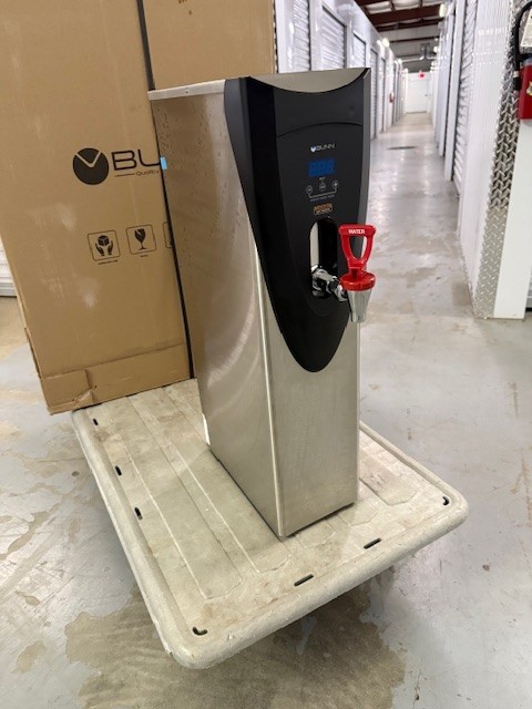Bunnomatic H5X 5 Gallon (18.9L) 120 V SST Hot Water Dispenser