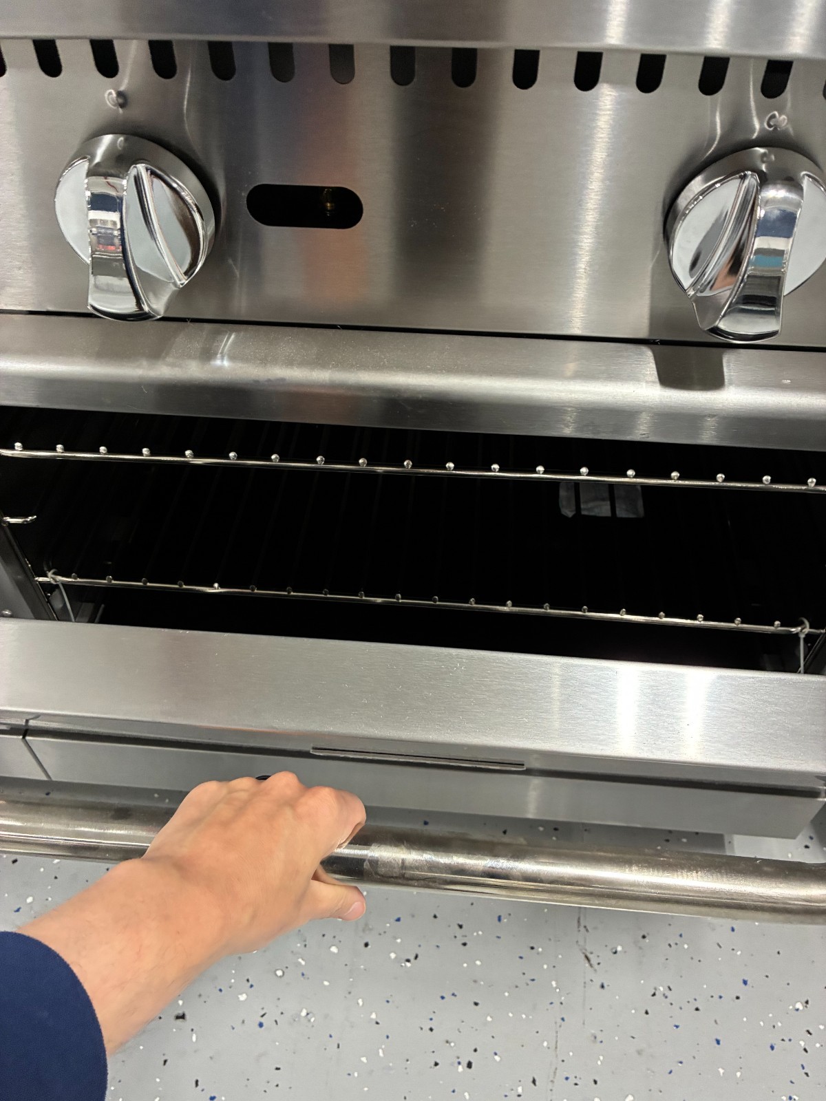 CULITEK 60″ 6 BURNERS, 24″ GRIDDLE , 2 OVENS
