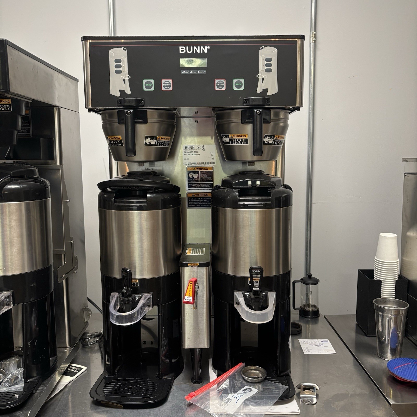 Bunn Dual Thermofresh TF DBC 120/240v Single Phase Digital Brew PICKUP MUST GO!!