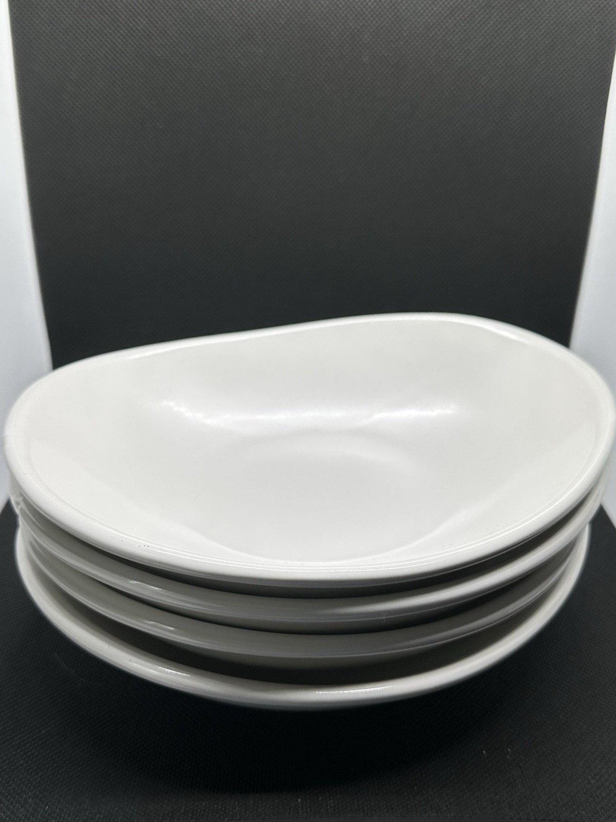 NEW Set of 4 Bowls 10oz Varick Cafe porcelain Infinity bowls – Modern Dinnerware