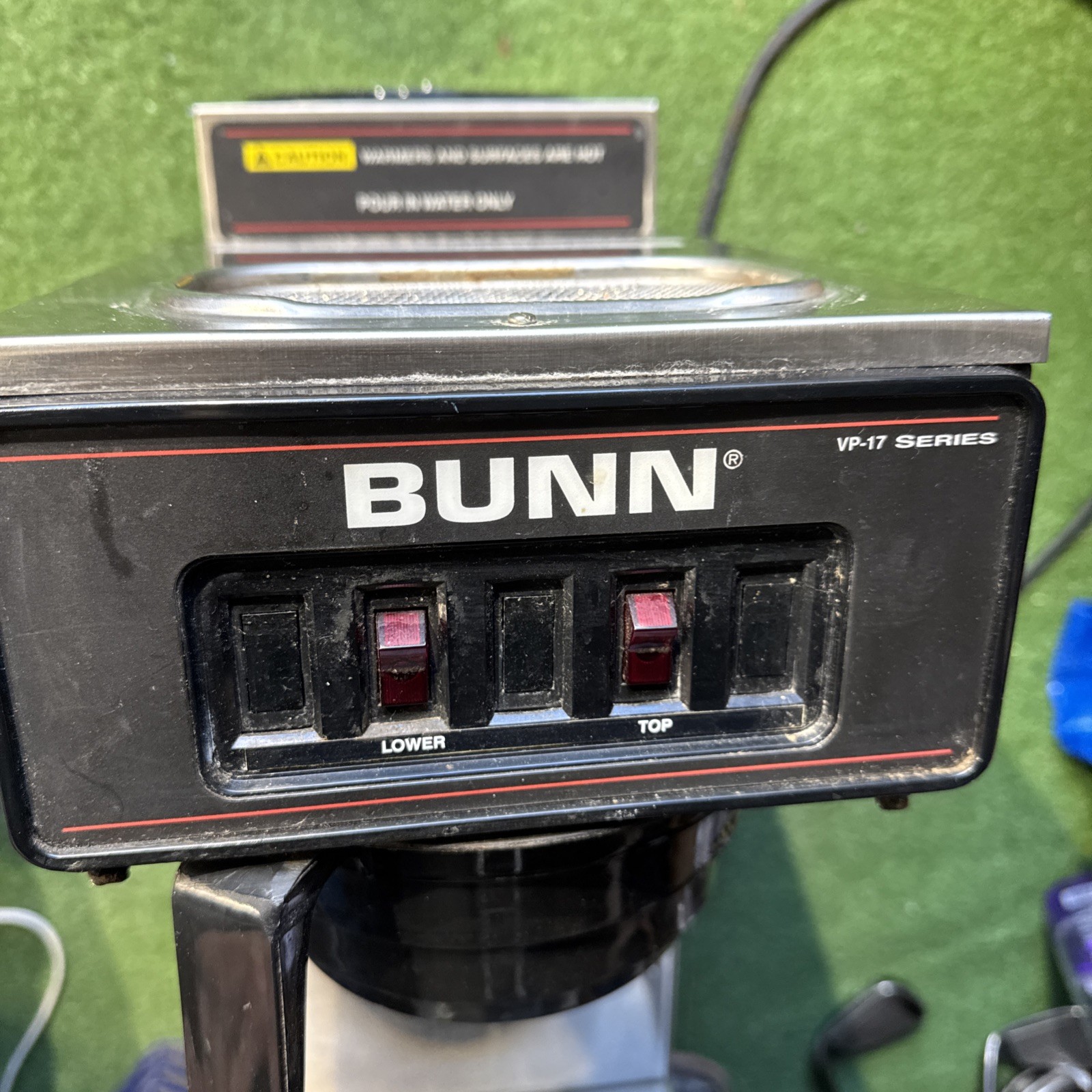 Bunn Coffee Machine *Used* VP17-2 Pourover Coffee Maker – Stainless Decor