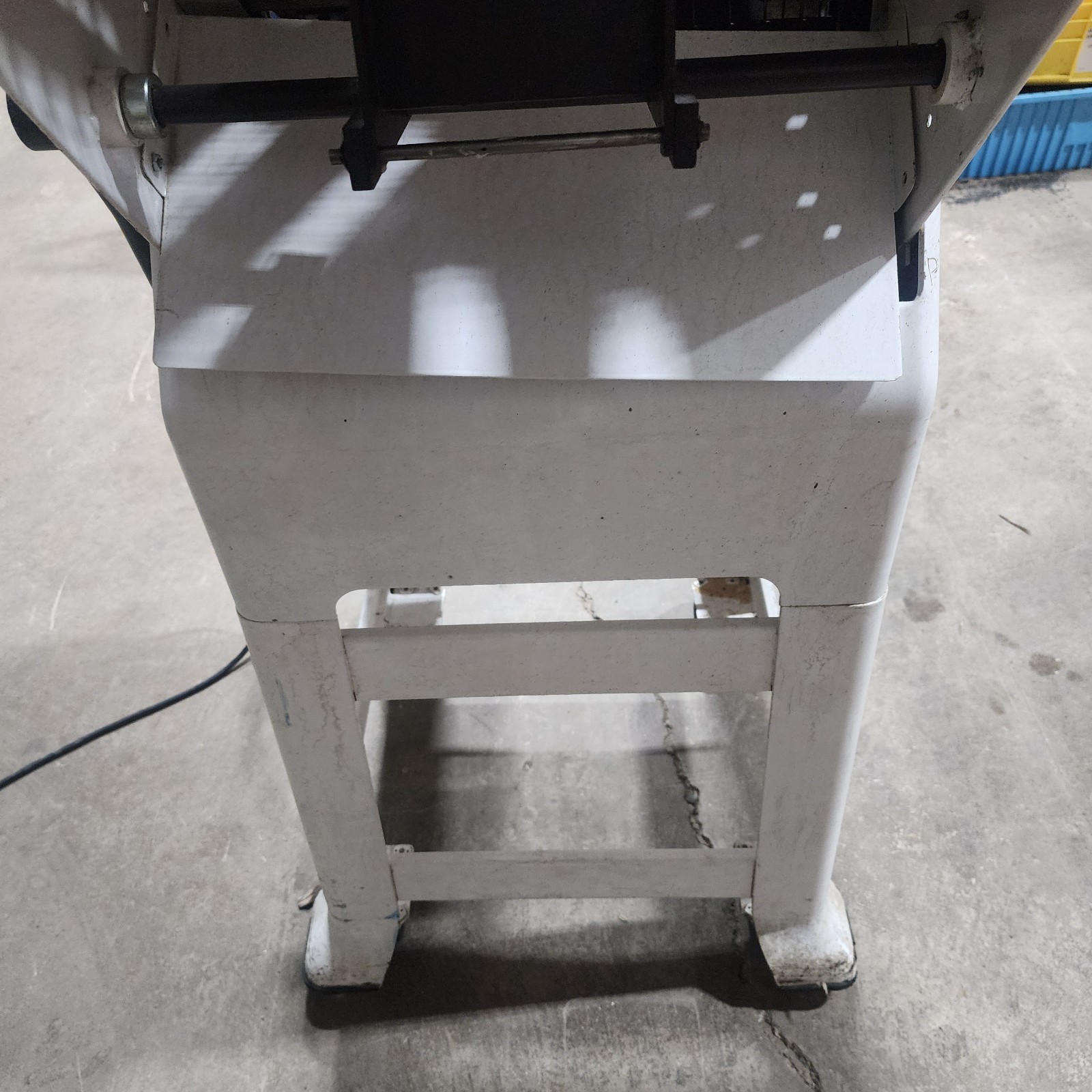 Oliver 797-32 1/2″ Bread Slicer with Pro Guard System