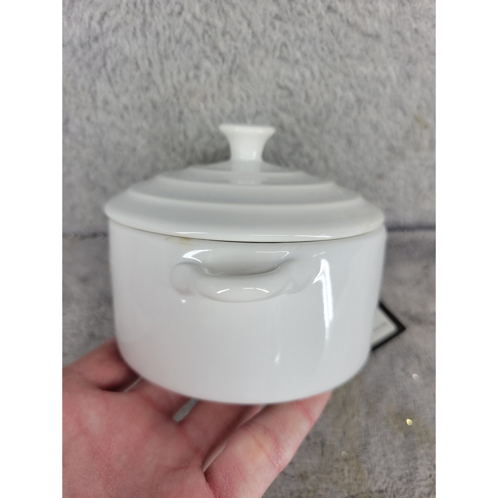Creative Co Op White Ceramic Ramekin Dish with Lid Small Round Baking Cocotte