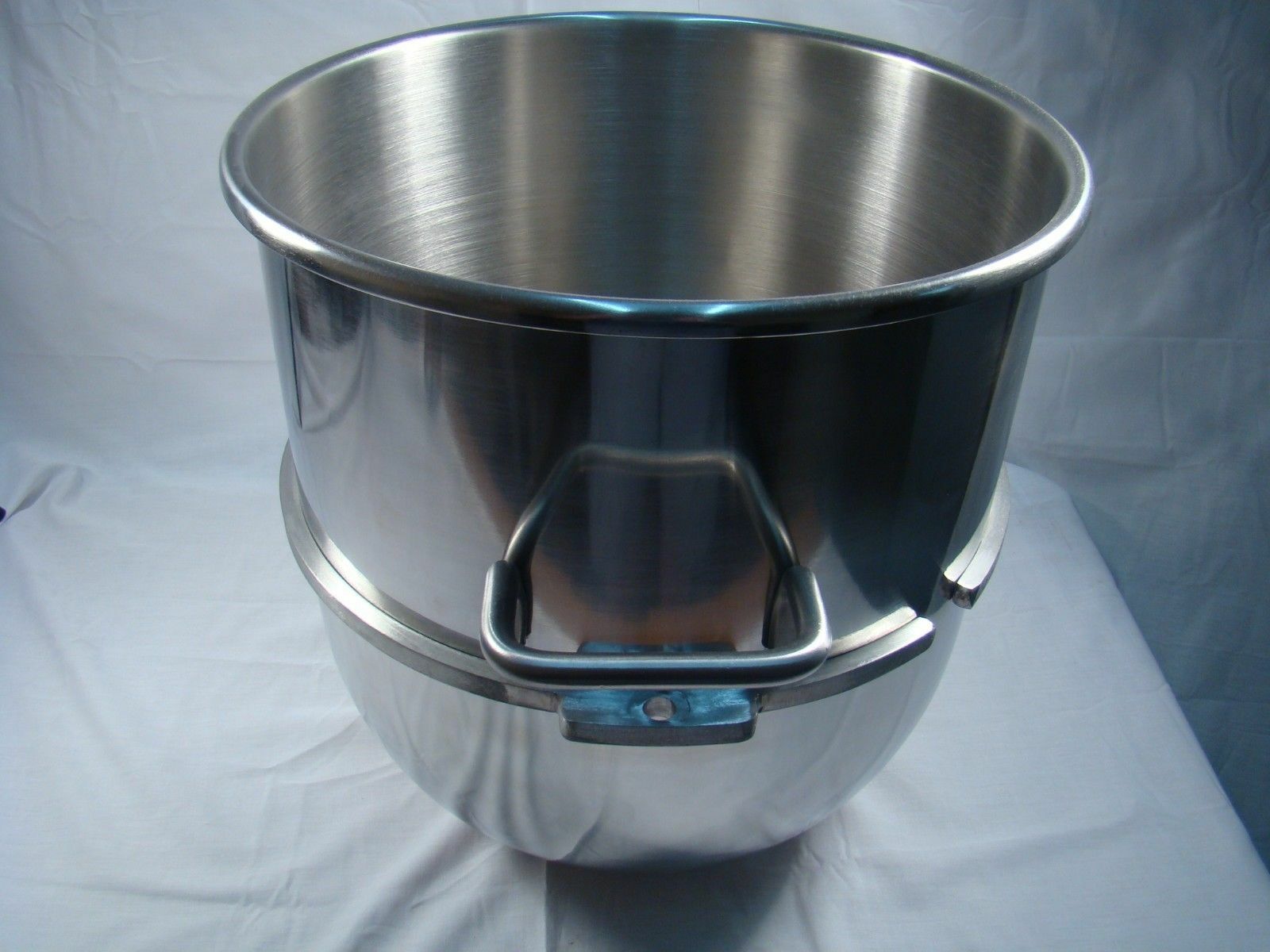 HOBART MIXER BOWL FOR MODEL A200 AND VARIOUS 20 QUART MIXERS, REPLACES 275683 –