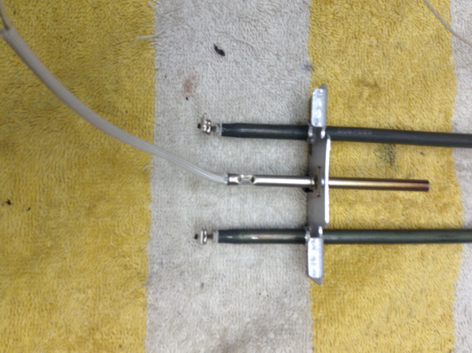 5304533847 Frigidaire Gas Range Broil Element free shipping