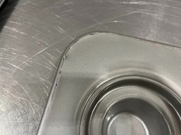 Chicago Metallic 15 Cup 7.5 oz. Glazed Aluminized Steel Jumbo Crown Muffin Pan