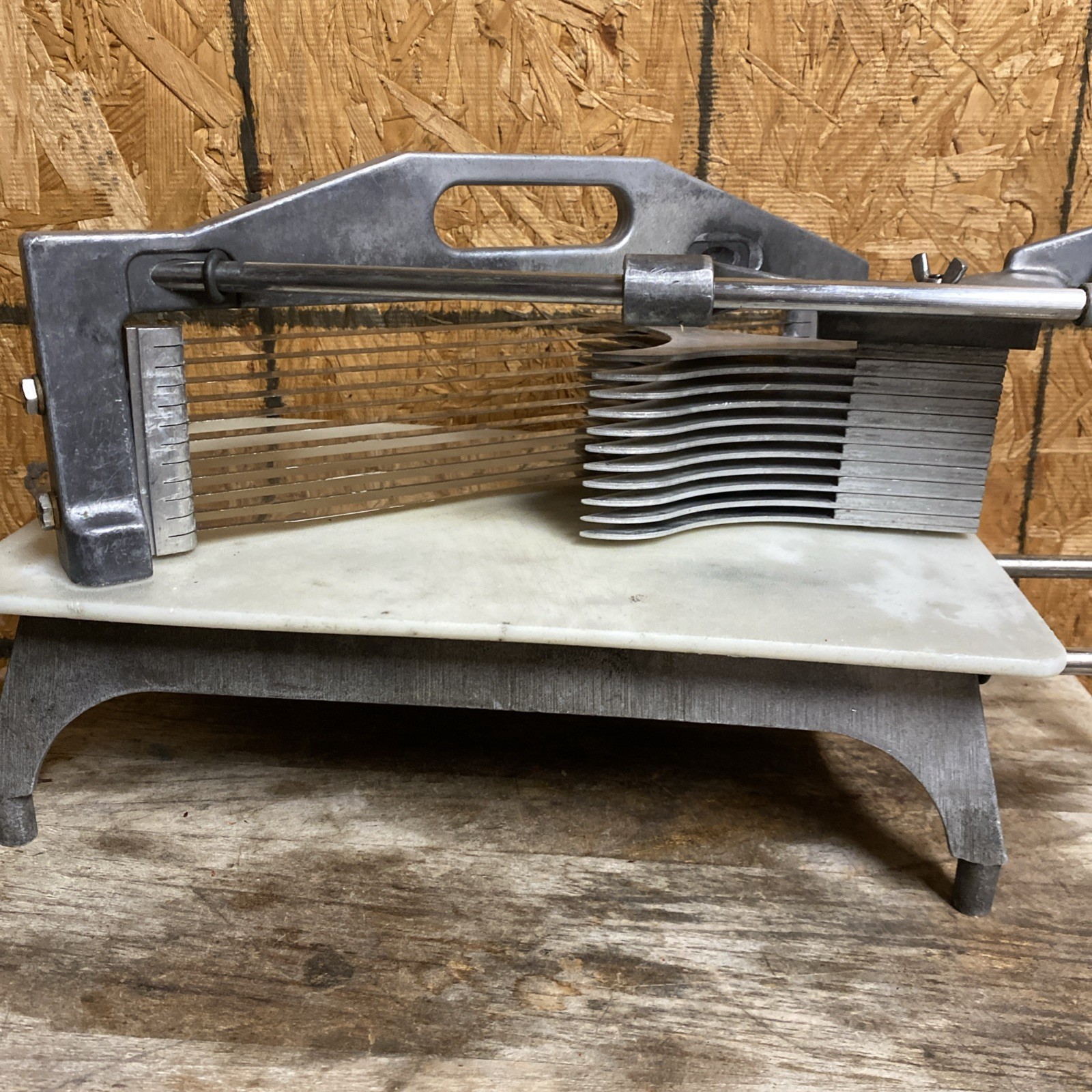 Nemco Easy Tomato Slicer 3/16in 55600 Kitchen Restaurant Bar Food Equipment