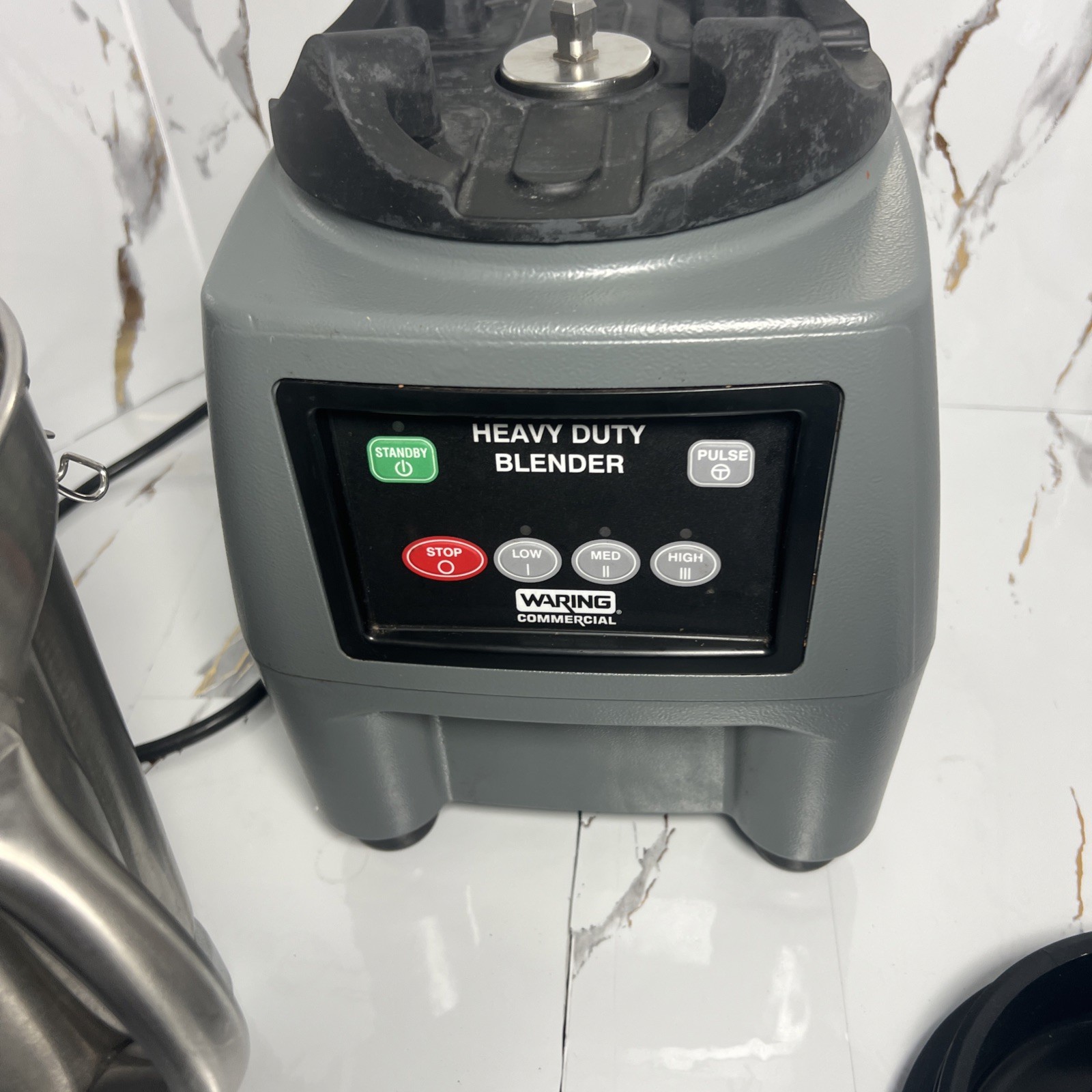 Waring CB 15 Heavy Duty One Gallon 3.75HP 3-Speed Commercial Blender