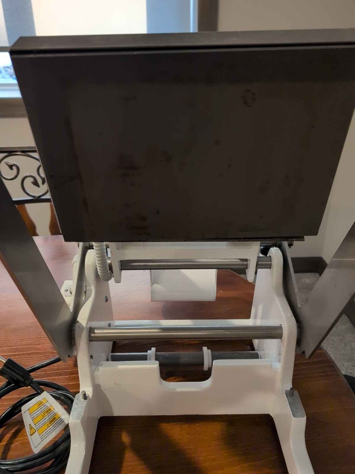 Oliver 1308N Manual Food Tray Lidder Sealer Heat Sealing Used