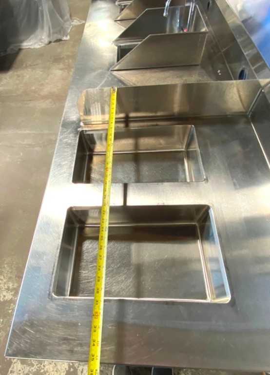 Bar/ Wet /Elkey Food-service Product M01 Cabinet w/t 2 Sink & 2 Bowl /100″ x 35″