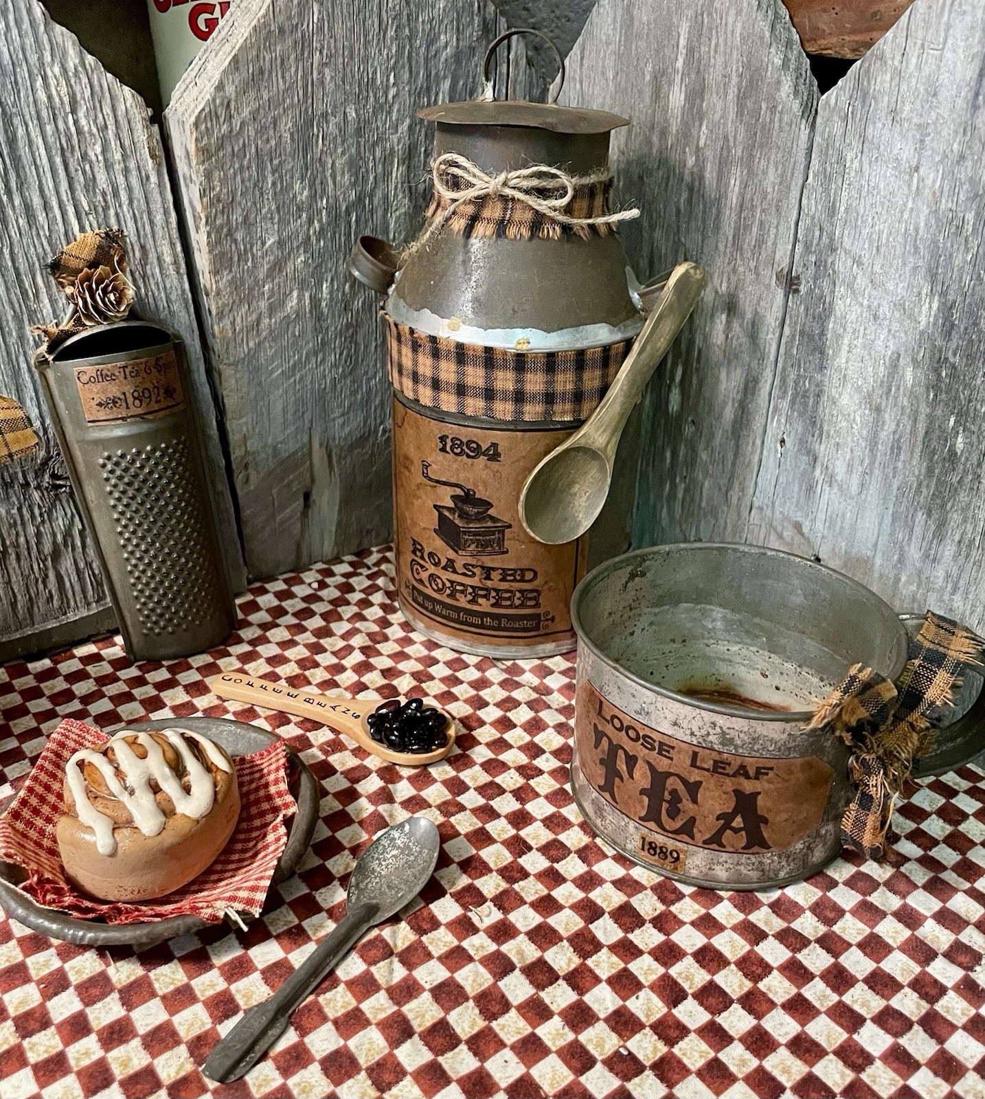 VTG PRIMITIVE FARMHOUSE Decor REPURPOSED MILK CAN “ROASTED COFFEE + SPOON