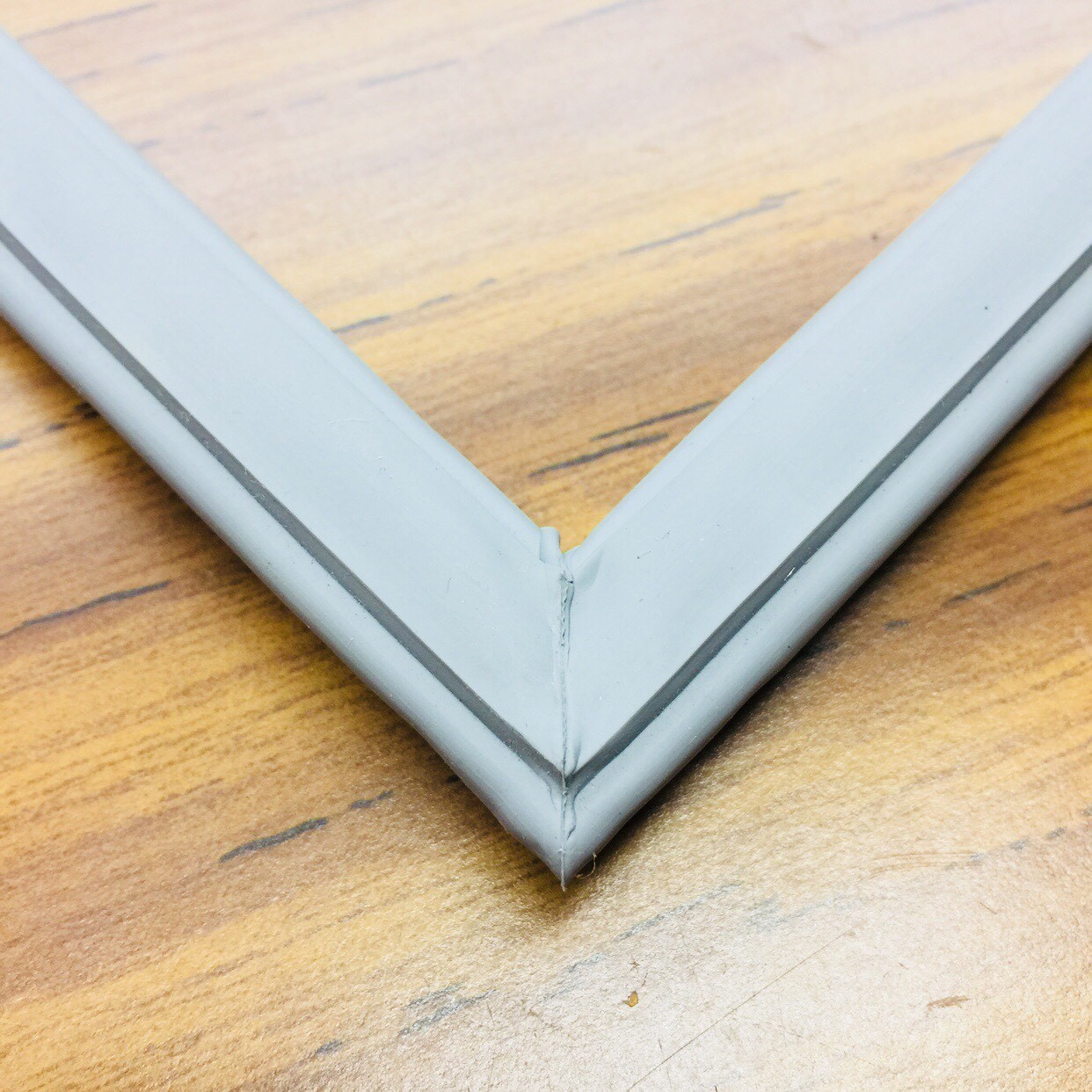 NEW UNBRANDED 784820 GRAY MAGNETIC GASKET DOOR 32-1/4 x 28-1/8 FOR BEVLES