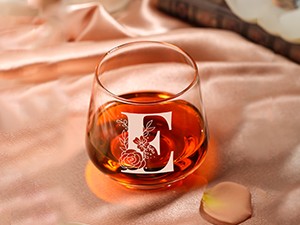 Personalized Wine Glass for Women, Stemless Monogram Wine Glass with A–Z Initial