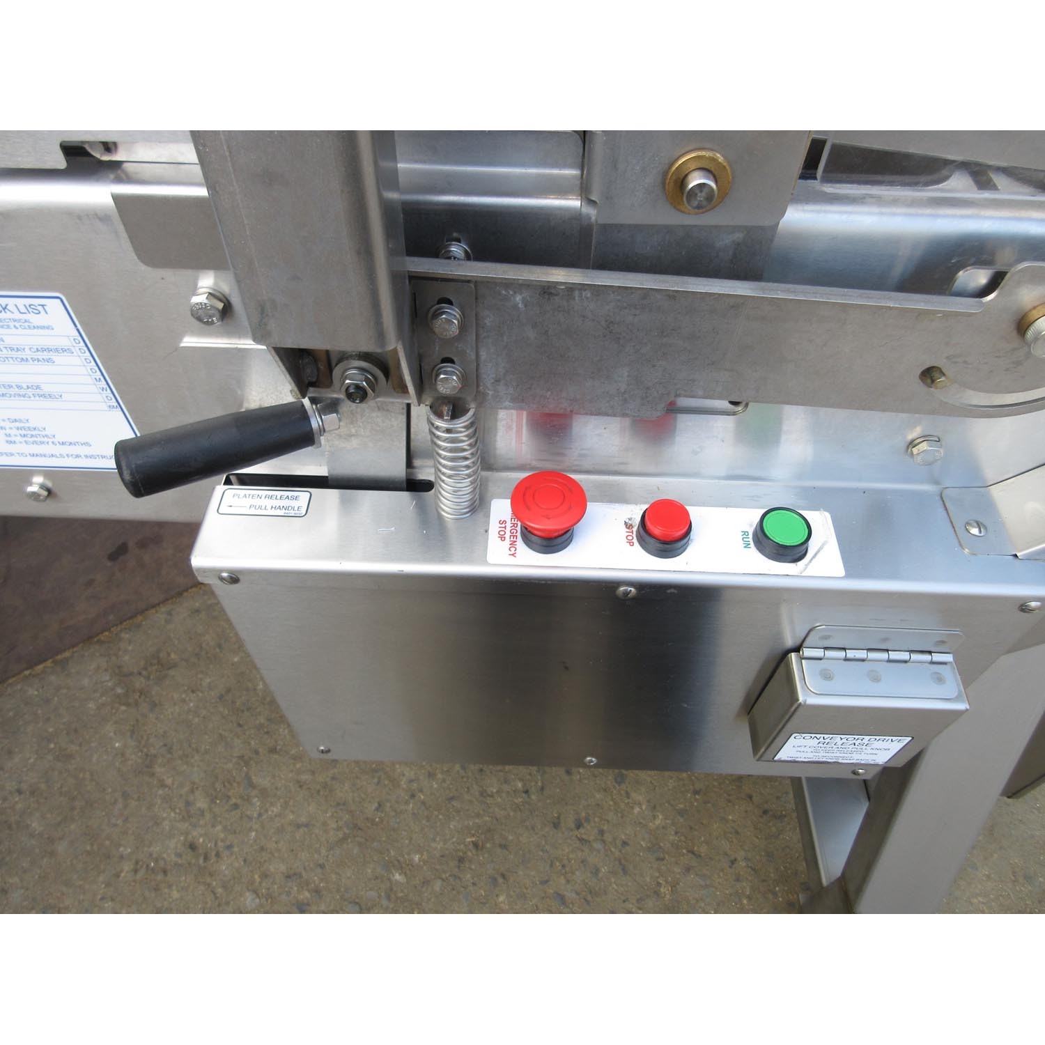 Oliver Food Tray Sealer