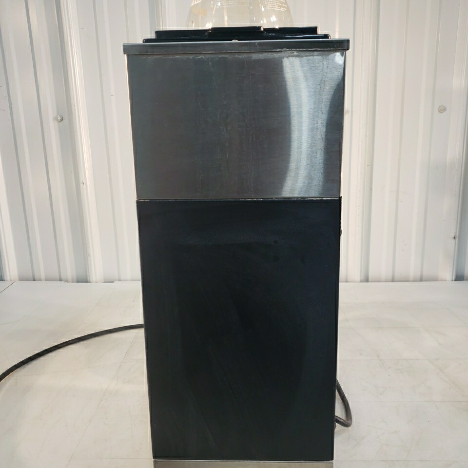 BUNN VPR 33200-0000 2 Pots & 2 Hot Plates- MISSING FILTER HOLDER