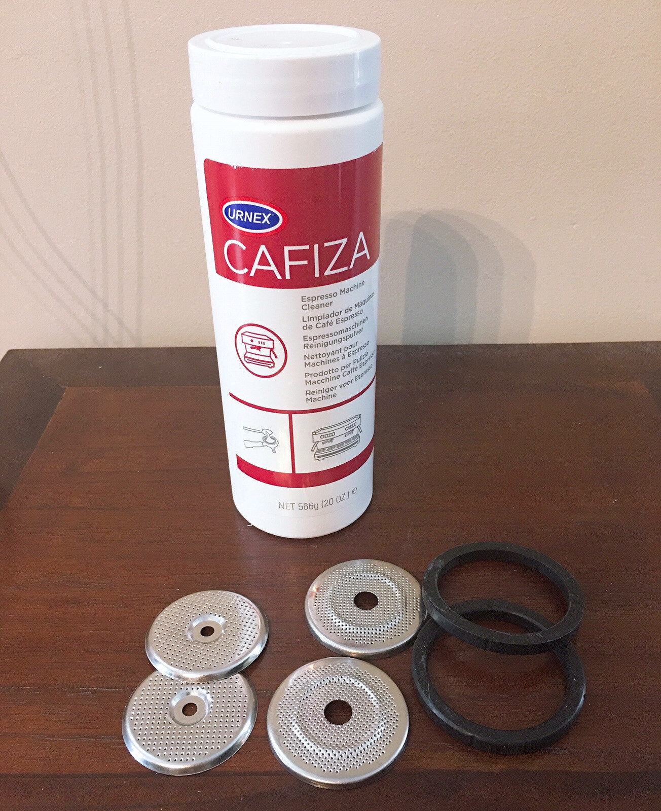 La Spaziale Group Caskets & Group Shower, Cafiza cleaner