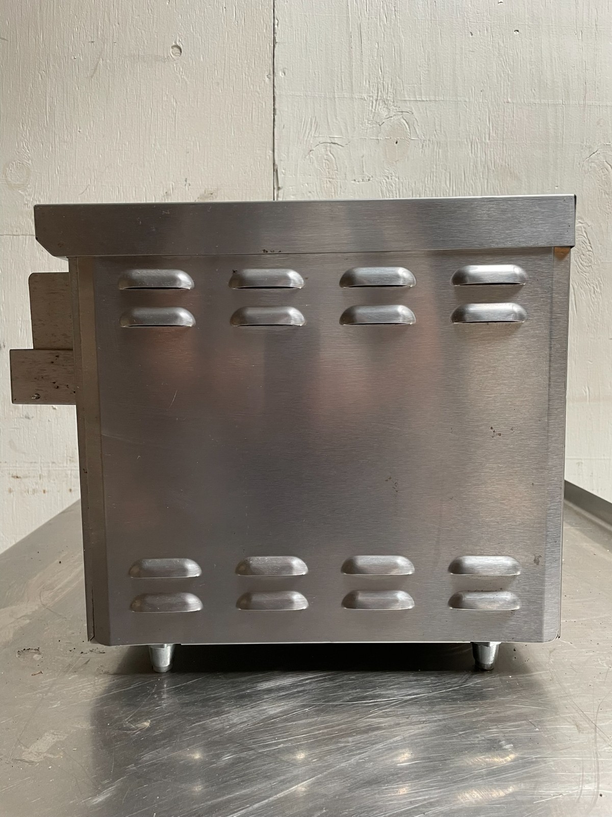 APW Wyott AT-EXPRESS Electric Conveyor Toasters