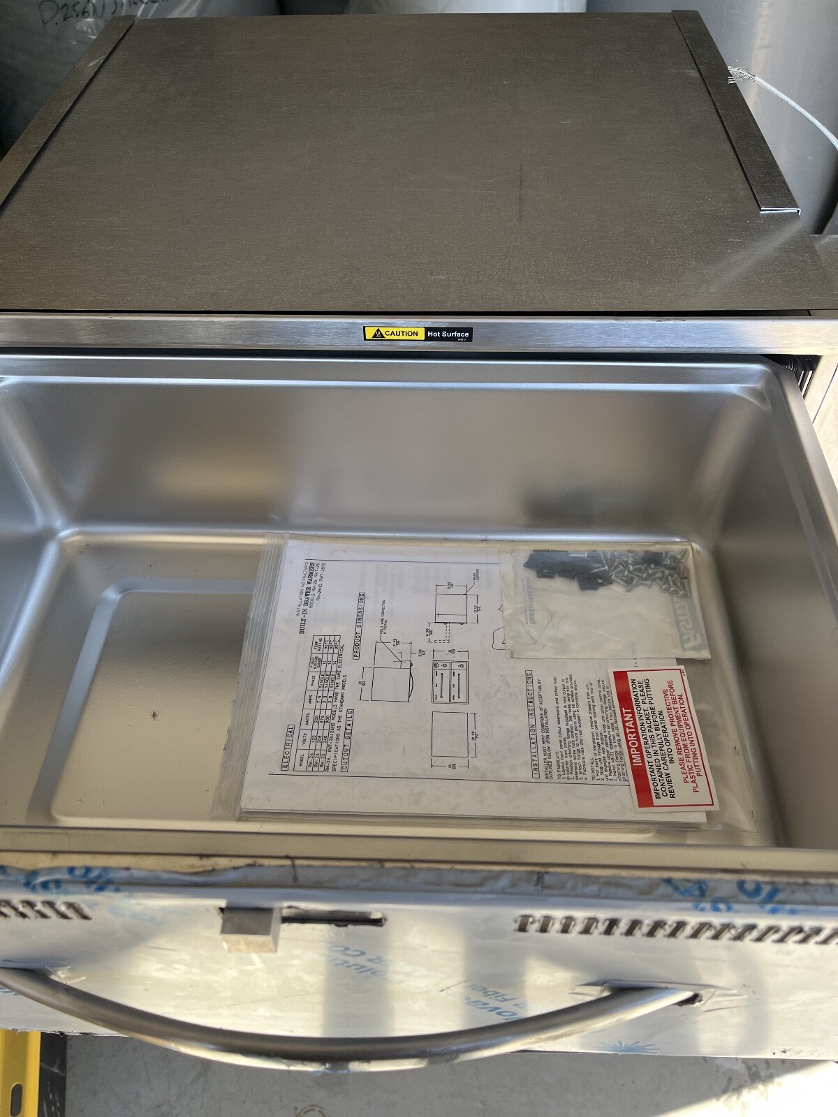 Wells 5C-RW-26HD Two Drawer Heavy Duty Built-In Warmer – 208/240