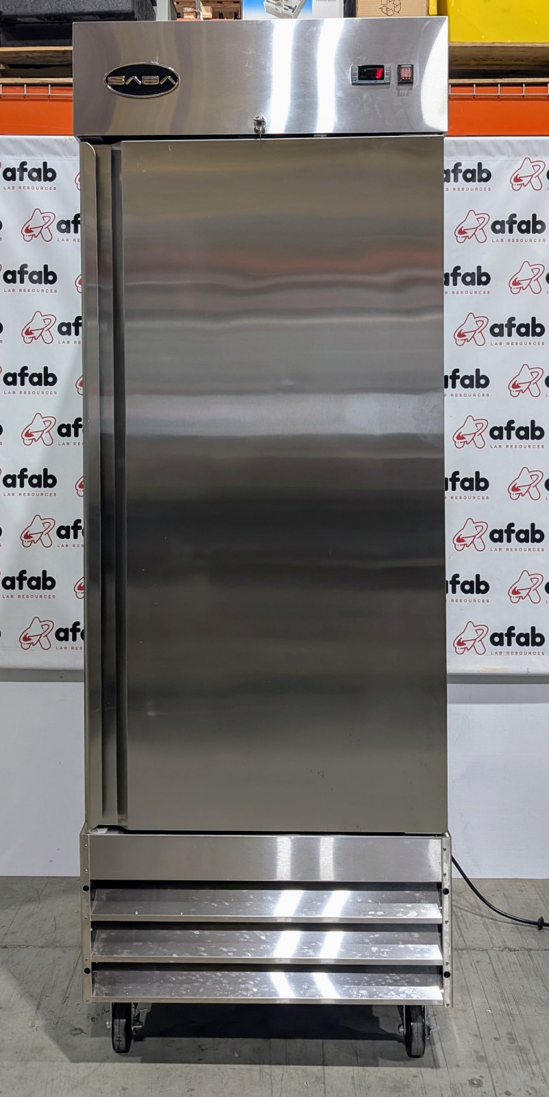 Saba S-23R Commercial Reach-In Refrigerator – 23 cu ft