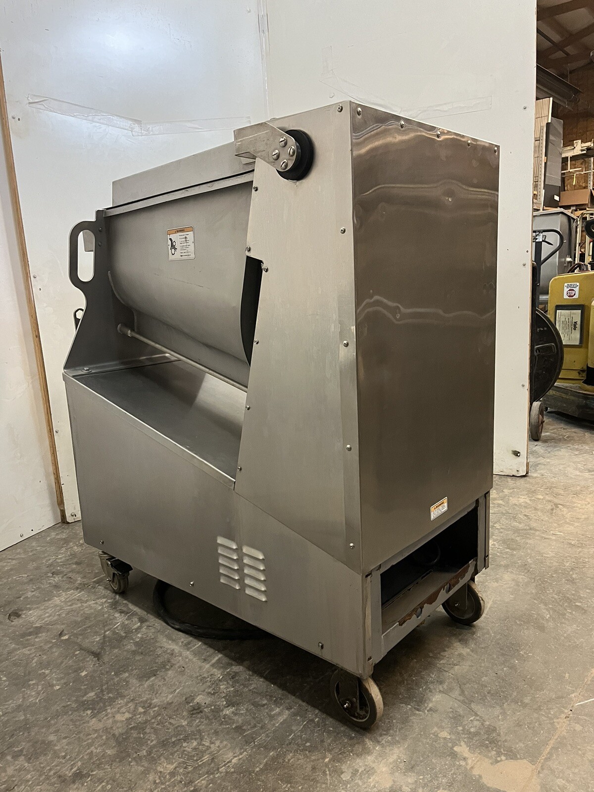 Hobart Meat Mixer Grinder MG1532 #32 150lb VIDEO WE CRATE AND SHIP WORLDWIDE