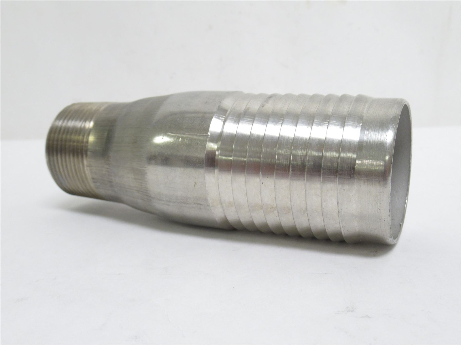 235184 Old-Stock; Ross Industries 12580128 Combo-Nipple; SS; 1-1/4NPT x 2″ Barb