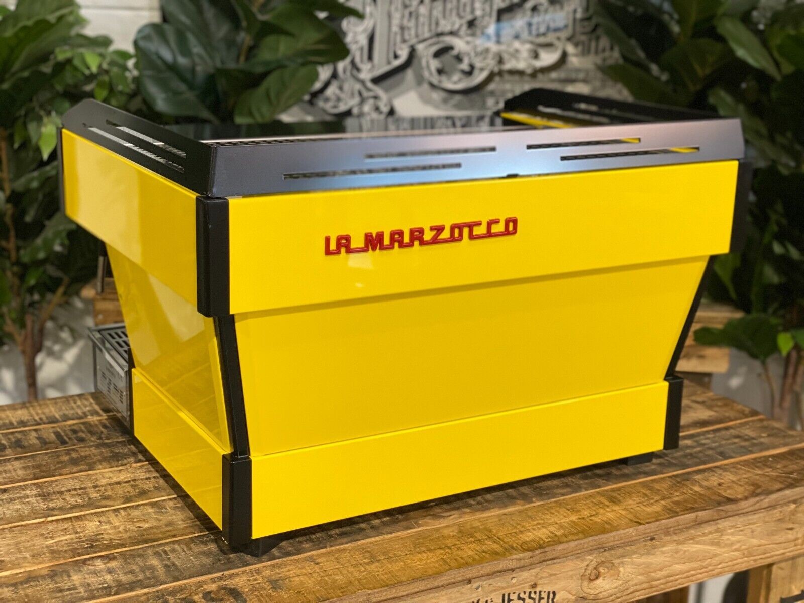 LA MARZOCCO LINEA PB 2 GROUP ESPRESSO COFFEE MACHINE YELLOW & BLACK COMMERCIAL