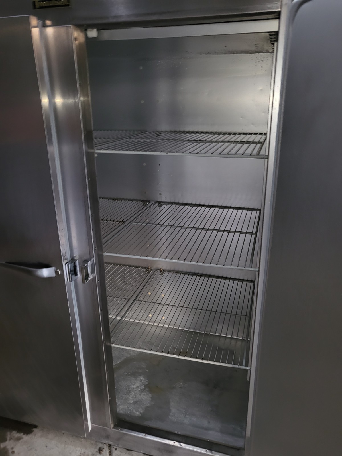 Traulsen G Series Double Door Reach In Refrigerator Stainless Steel