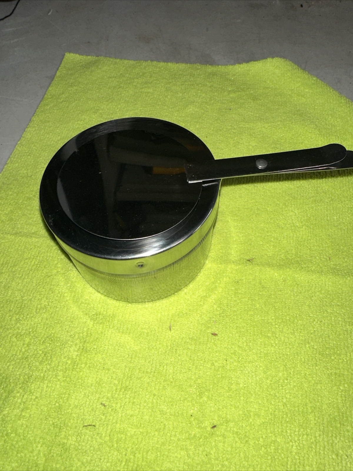 Winco C-F1, 8-Ounce Chafing Fuel Holder