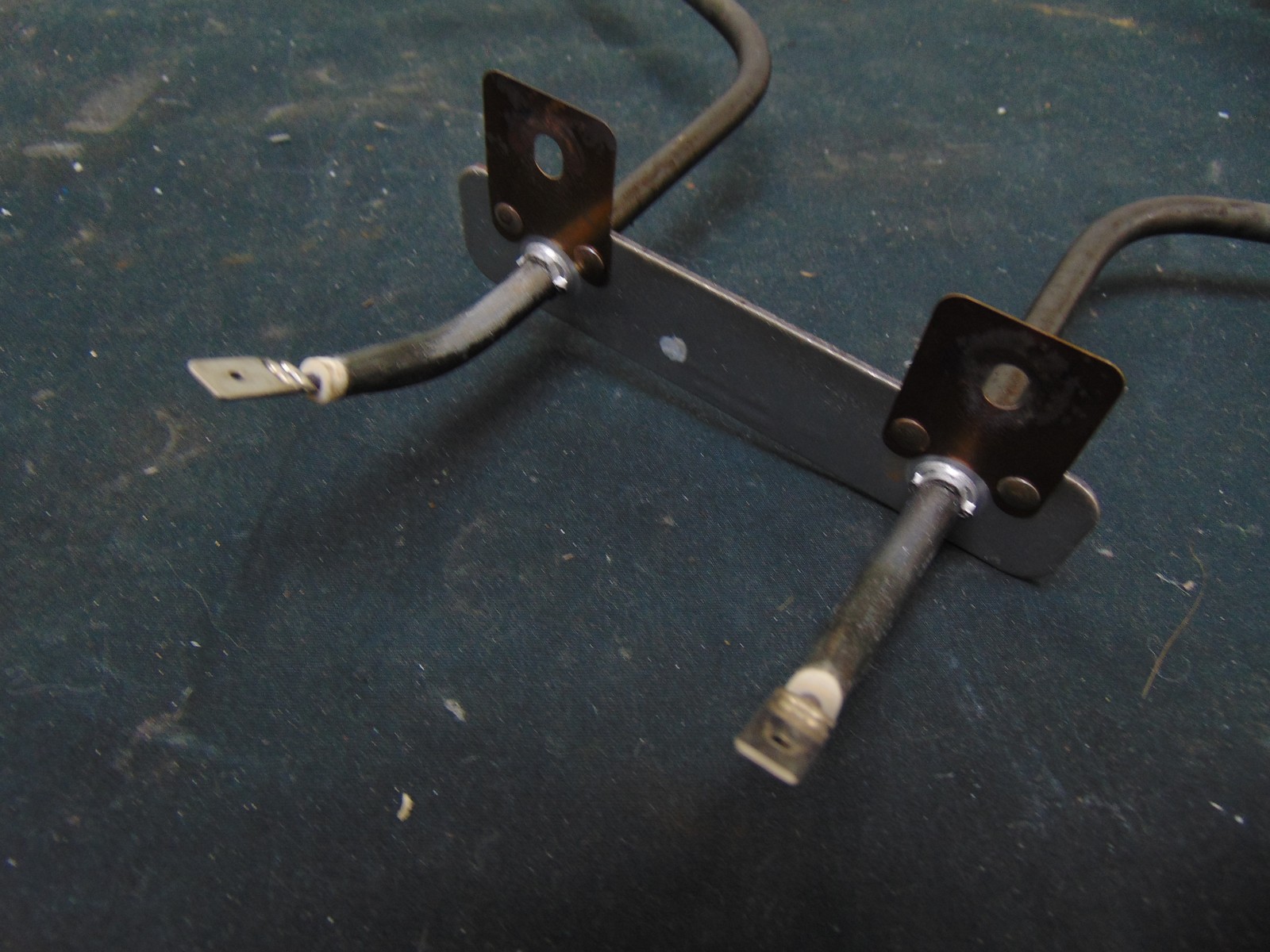 GE Electric Range JBP35DM2BB Bake Element WB44T10059