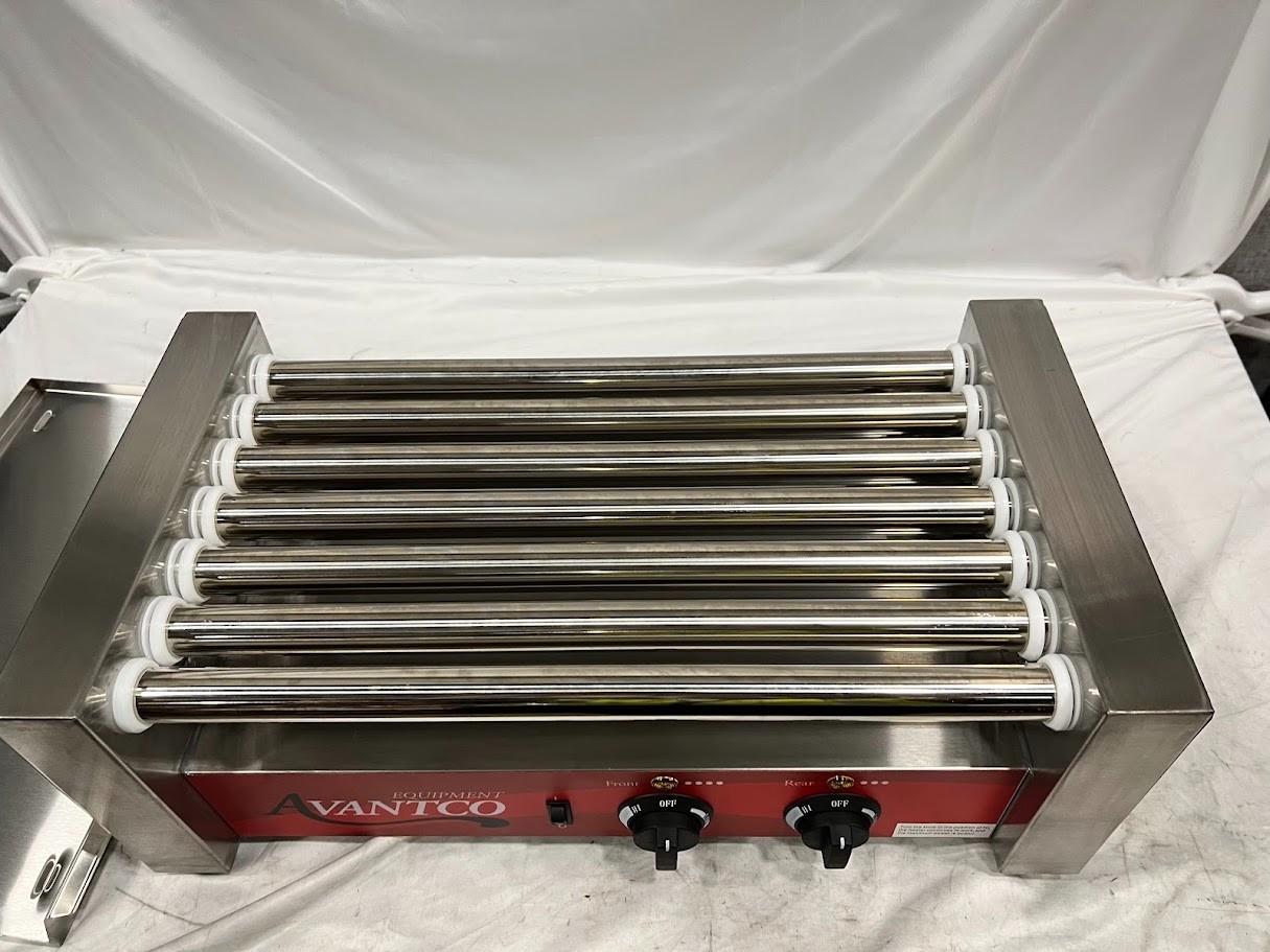 Avantco RG1818 18 Hot Dog Roller Grill with 7 Rollers – 120V, 590W