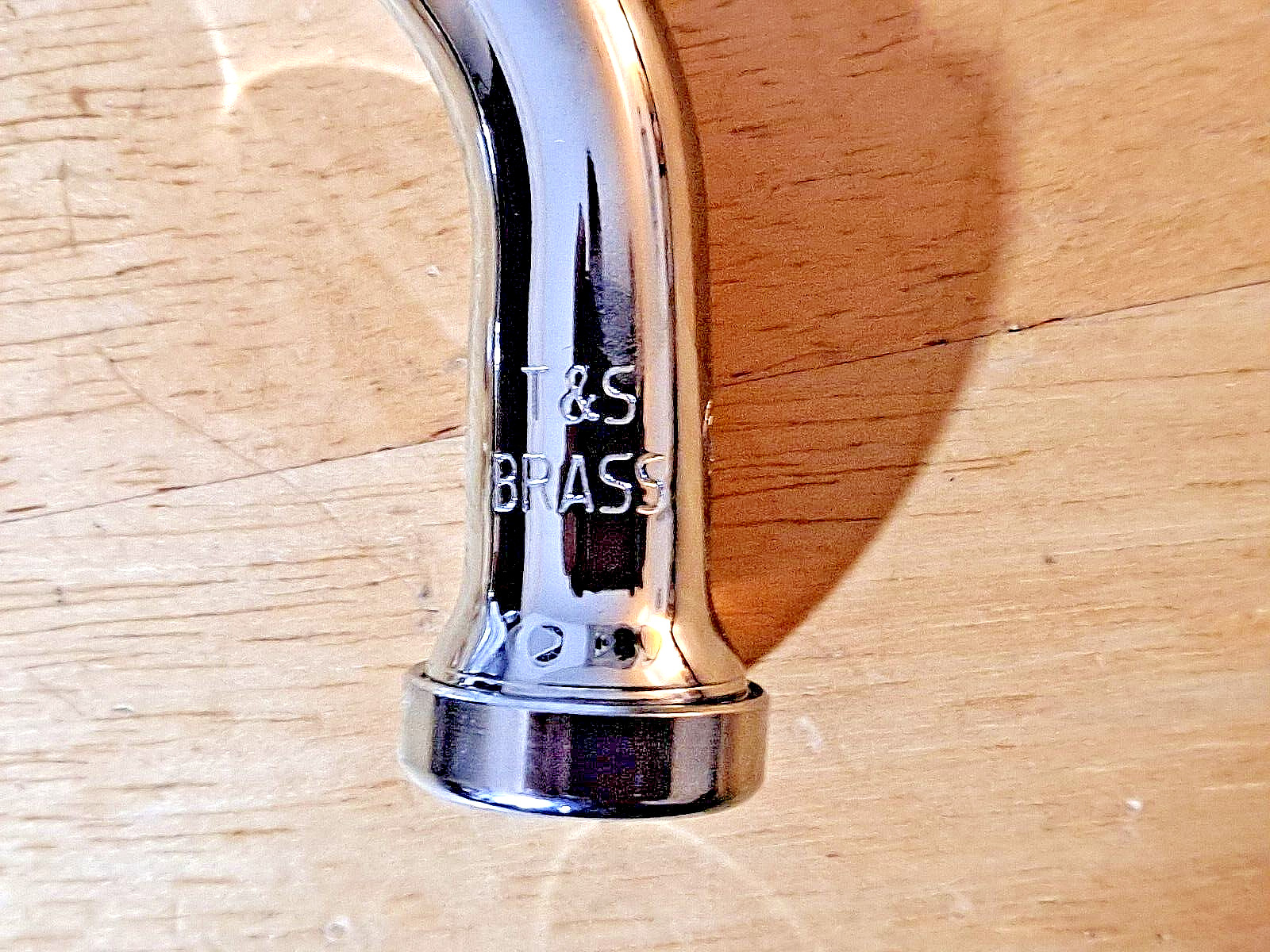 T&S 59X 6″ Swing Nozzle Spout New In Box FREE SHIPPING