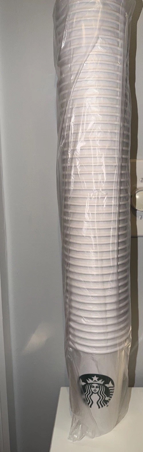 STARBUCKS PAPER CUPS – 46 CT/ sealed sleeve. White disposable coffee cup – 16 oz