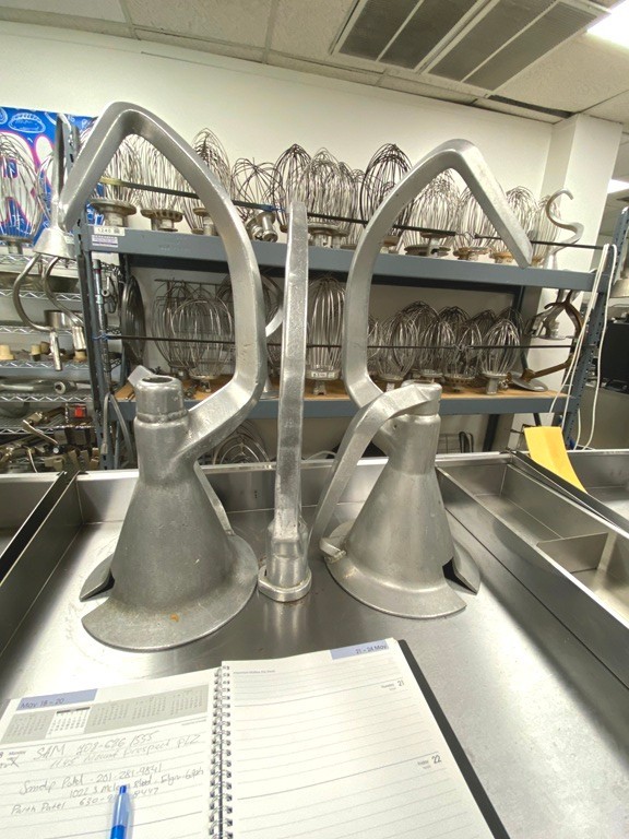 Mixer Attachment/Hobart Original Bowl SCRAPER V-1401-80-NSF8 / 140 Quart /New