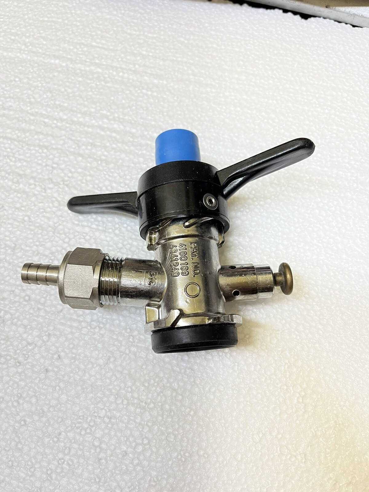 Plastic Wing Handle Fast Tap Keg Coupler Sankey «D» Probe