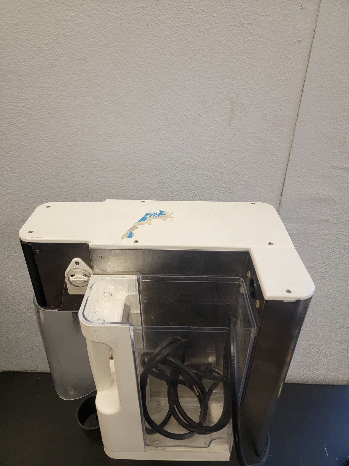 F’real FRLB7 Milkshake Blender Shake Machine Front Door Assembly Freal 👁