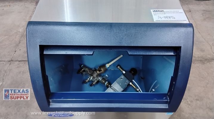 Atosa YR140-AP-161 140 Lbs/24 Hr Undercounter Ice Maker Air Cooled