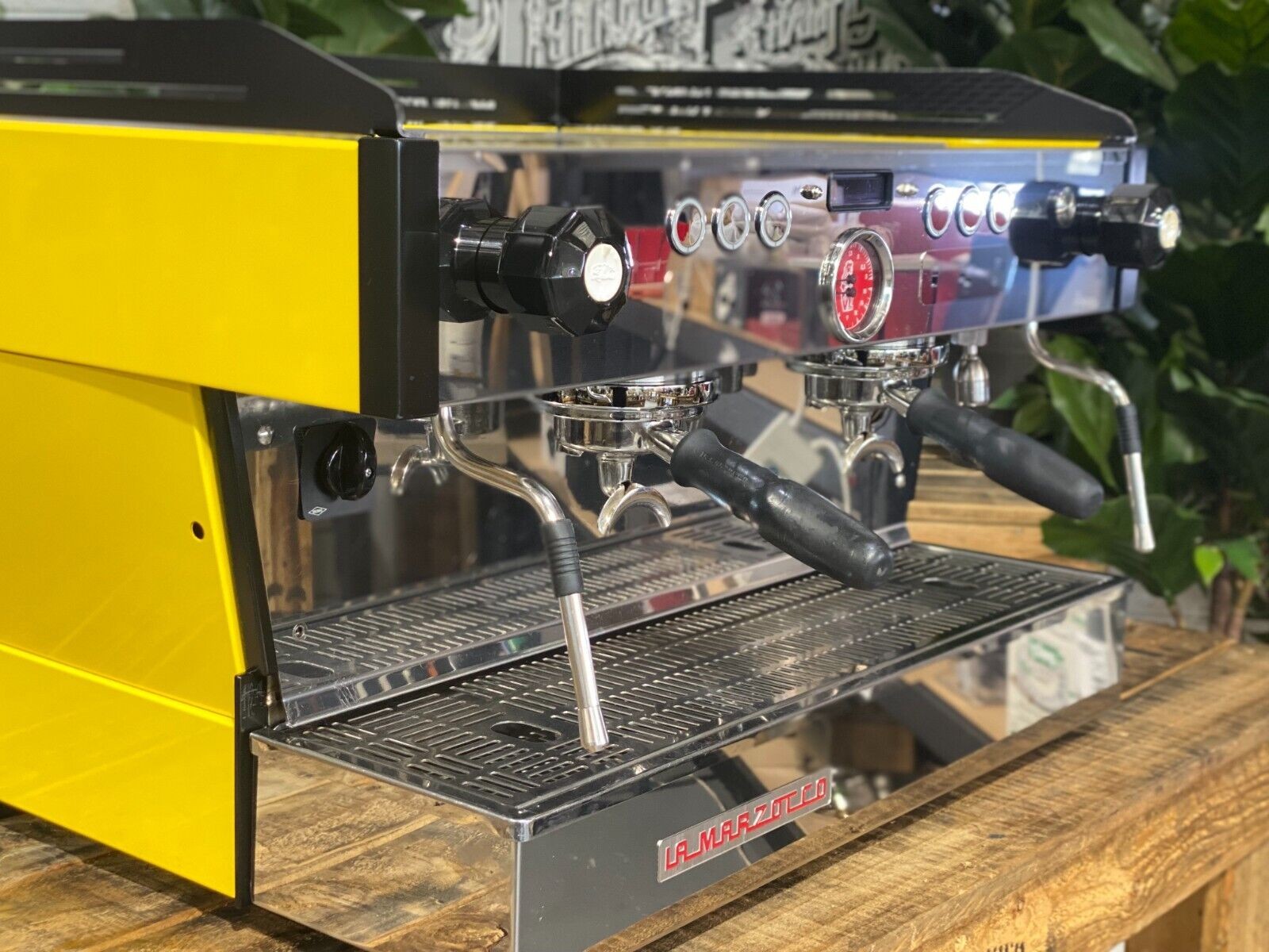 LA MARZOCCO LINEA PB 2 GROUP ESPRESSO COFFEE MACHINE YELLOW & BLACK COMMERCIAL