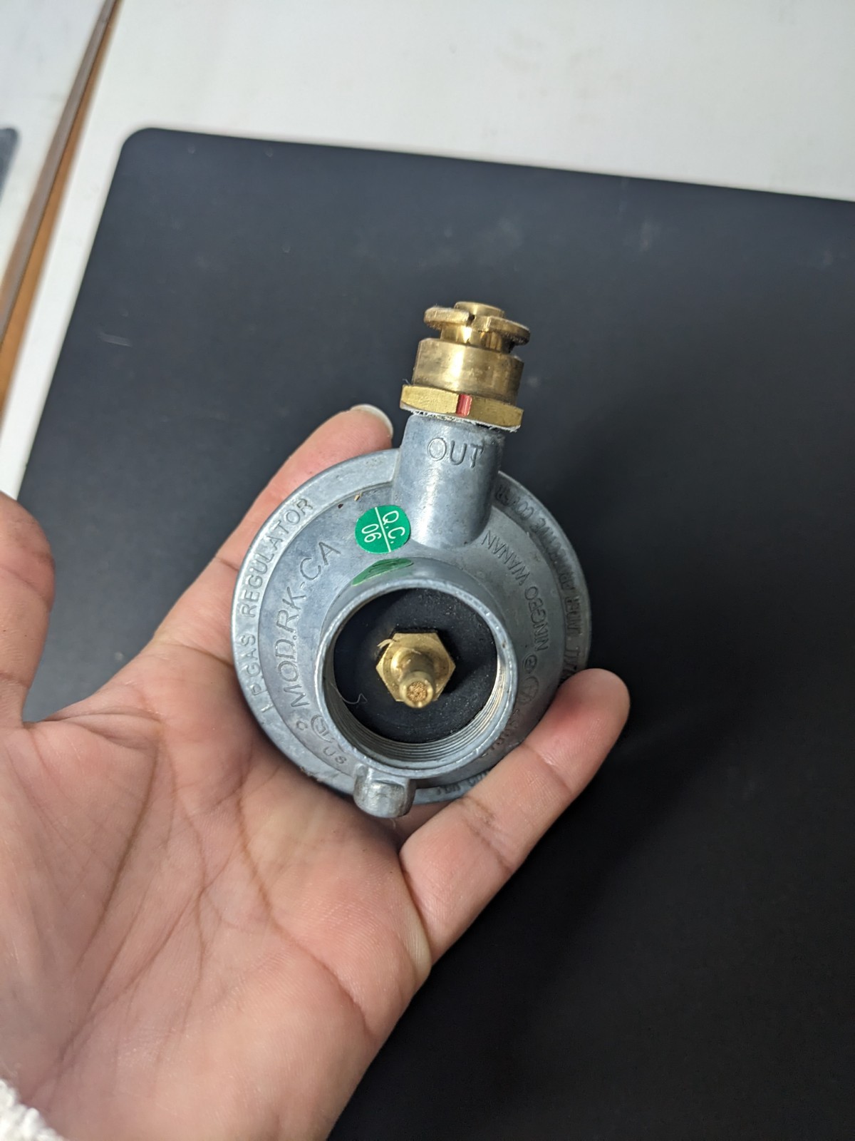 L.P. Gas Regulator RK‑CA Propane Control Valve Adjustable Flow Camping Grill