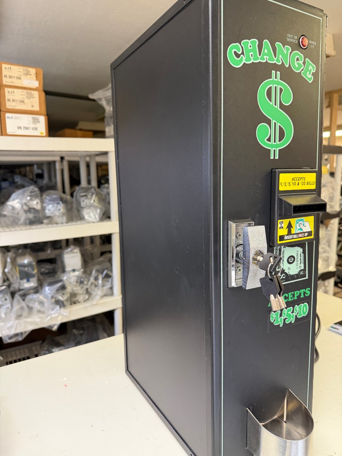 American Changer AC 1001 accepts $1 -$20 *COMPLETELY REBUILT* pays out quarters