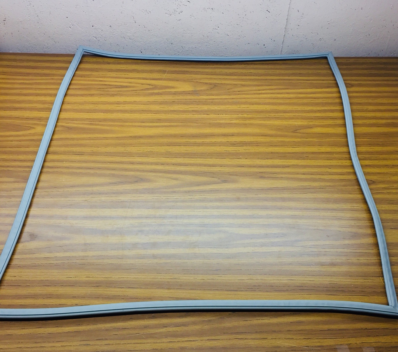 NEW UNBRANDED 784820 GRAY MAGNETIC GASKET DOOR 32-1/4 x 28-1/8 FOR BEVLES