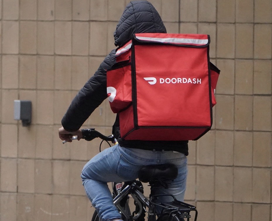 doordash delivery driver biker bike bag red keep heat insulated thermal backpack