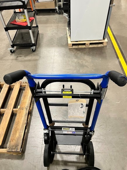 Harper 900 lb. 4-in-1 Quick Change Hand Truck with Dual Handles.