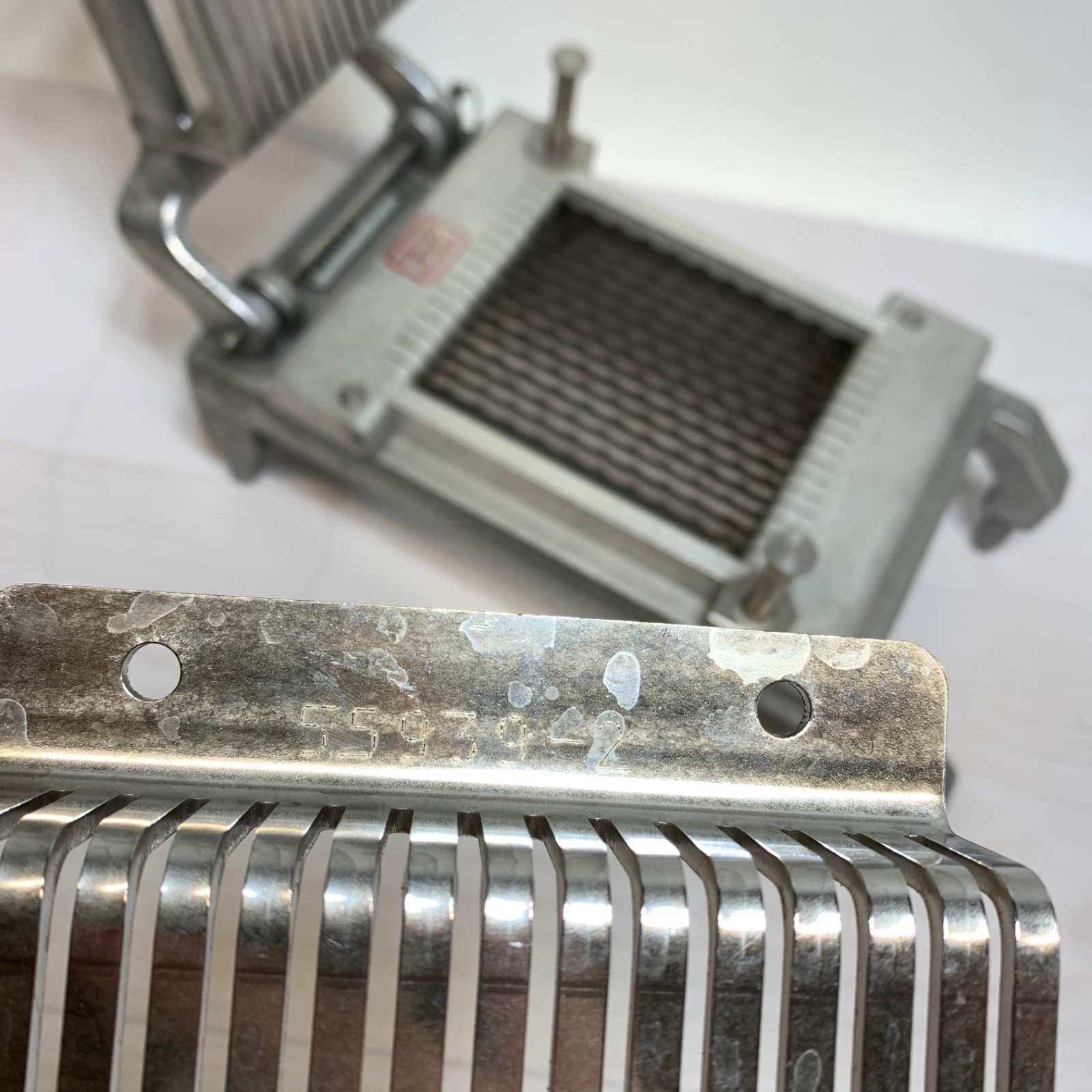 Nemco 55975-2SC Easy Chicken Slicer 1/4 Cut (Scalloped) w 55939-2 Push Plate