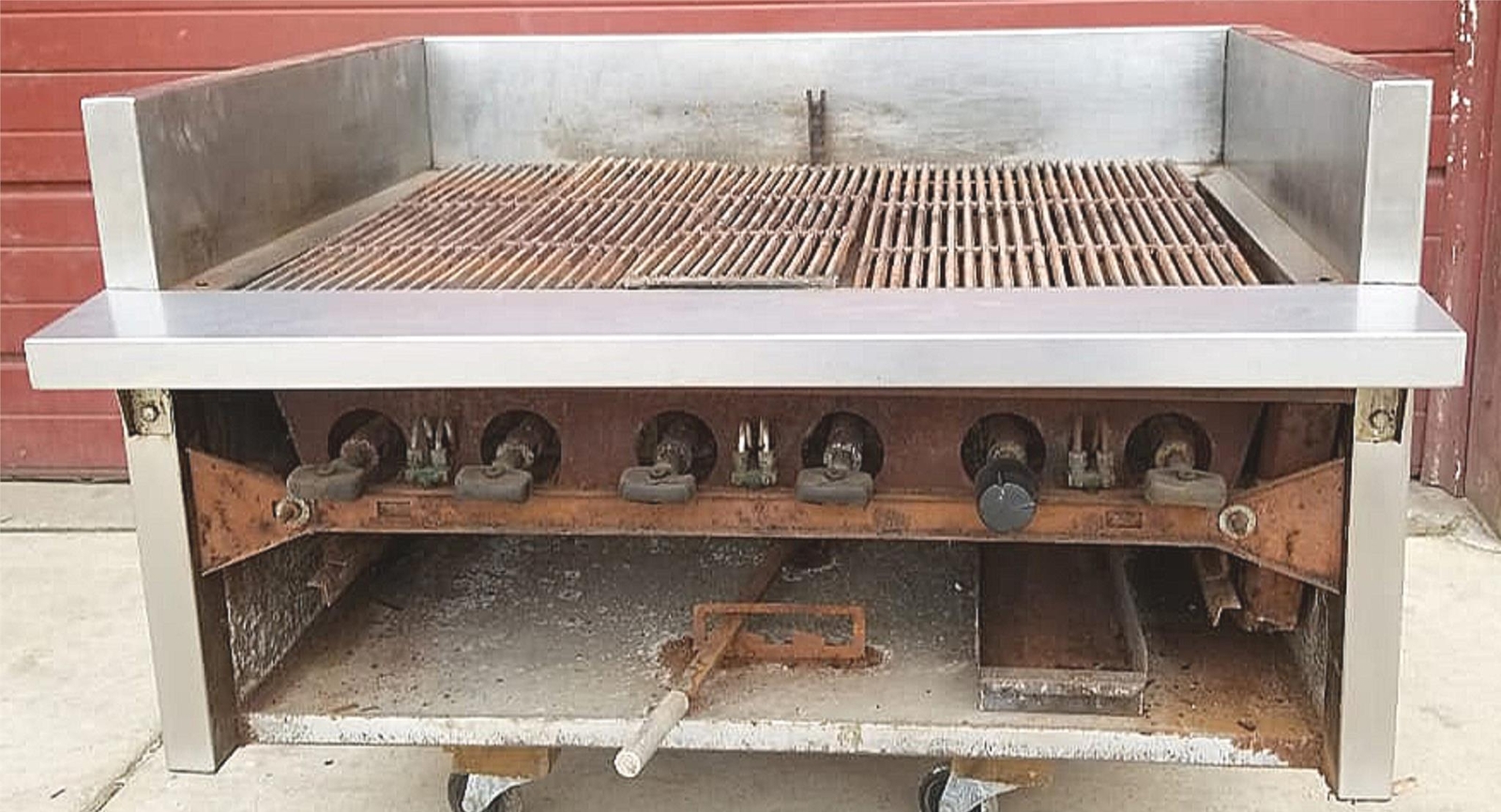 36″wide x 30″deep x 20″ high NATURAL GAS HEAVYDUTY CHARBROILER FREE SHIPPING