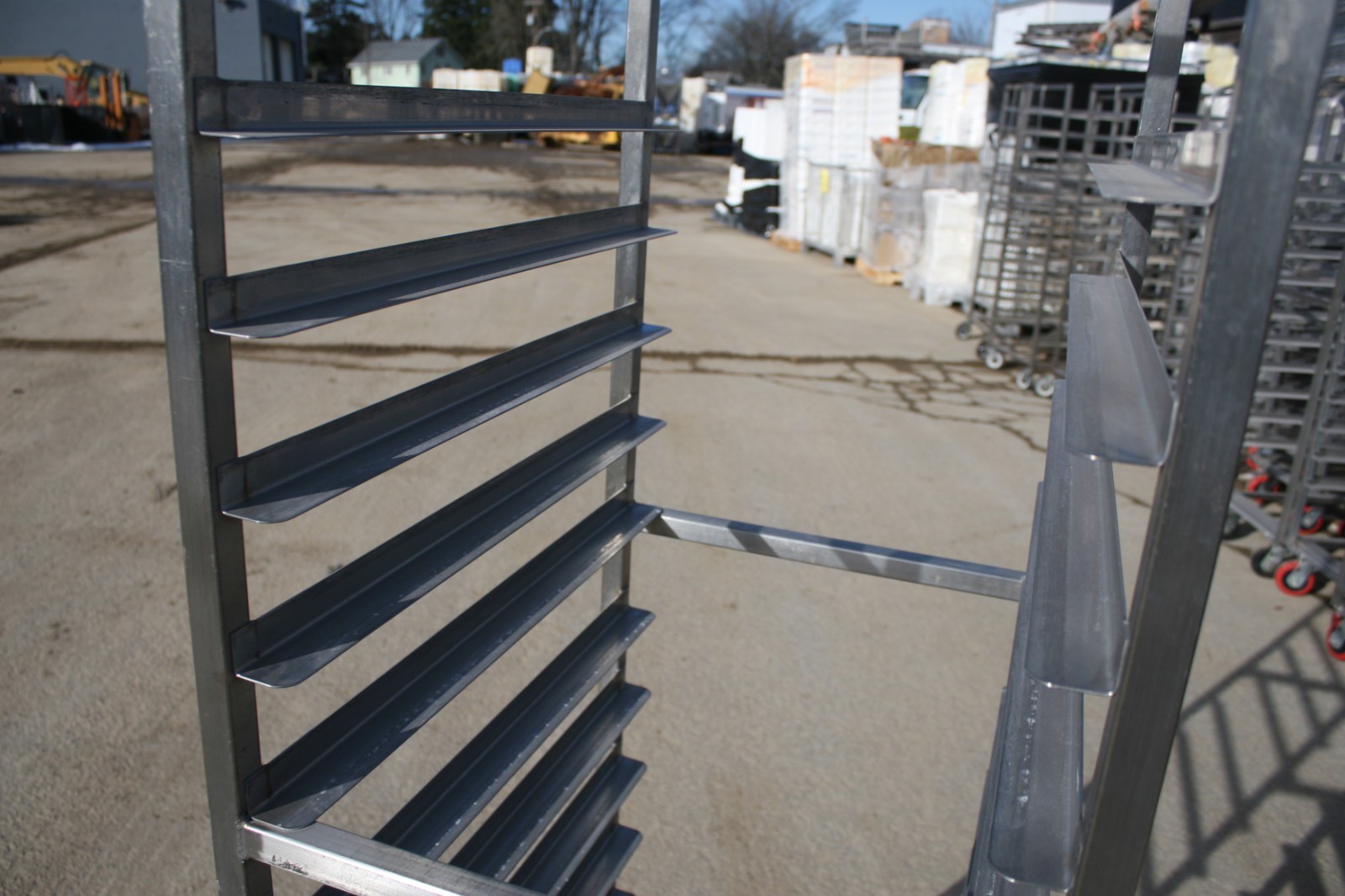 FME Stainless Steel 11 Sheet Pan Bakery Racks 26″ L X 20″ W X 70″ H