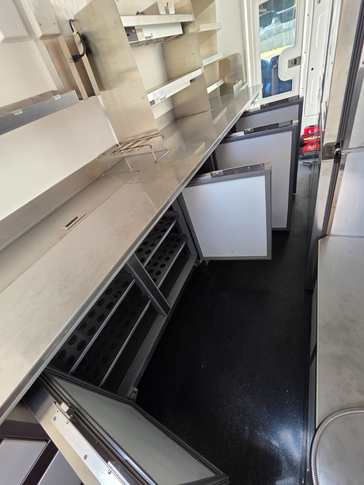 4-Compartment Refrigerator Unit – Commercial Grade Food Truck (Stainless Steel)