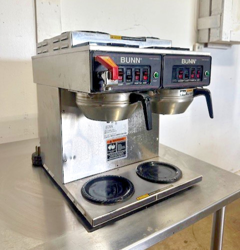 «BUNN CWTF4/2,TWIN»POUR OVER OR DIRECT LINE COFFEE BREWER W/6 WARMERS, 1PH
